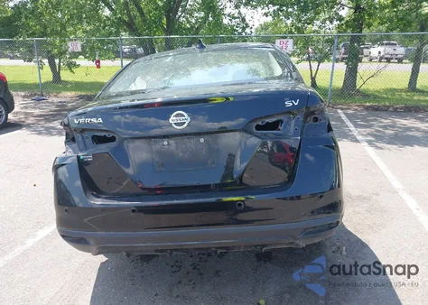 2021 Nissan Versa Sv Xtronic Cvt z USA, uszkodzony, nr VIN 3N1CN8EV2ML834848